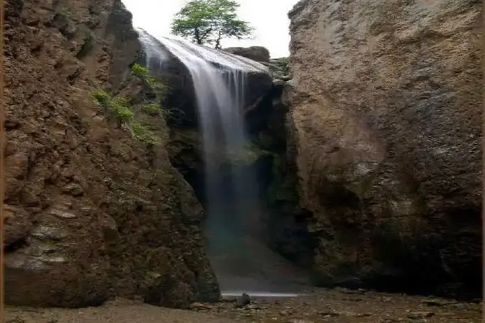 آب خروشان آبشار ورسک 5646