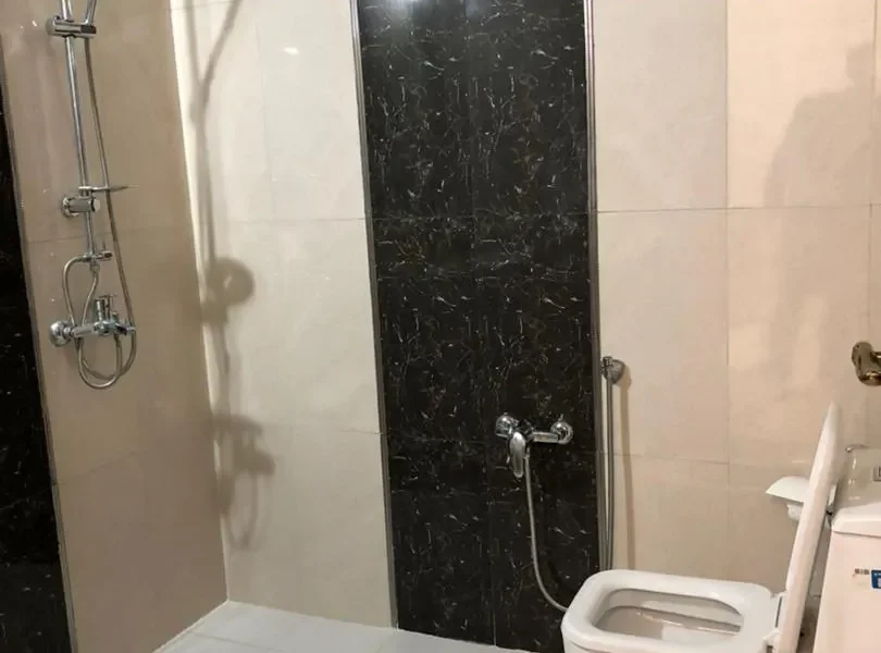 حمام و سرویس بهداشتی فرنگی آپارتمان در بابل 46844