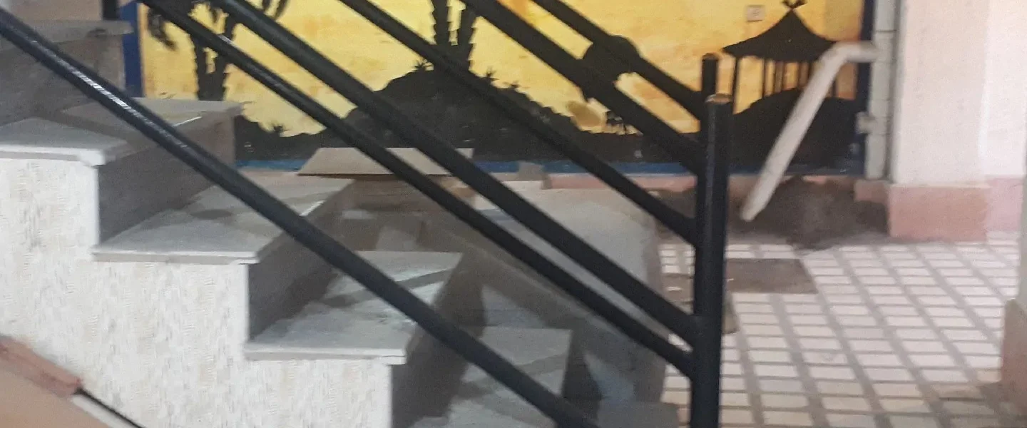 پله های سنگی همکف آپارتمان در بابلسر 14654654