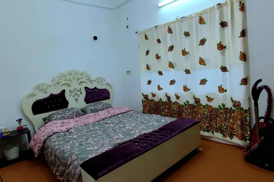 اتاق مستر با تخت دو نفره ویلا در بابل 5641