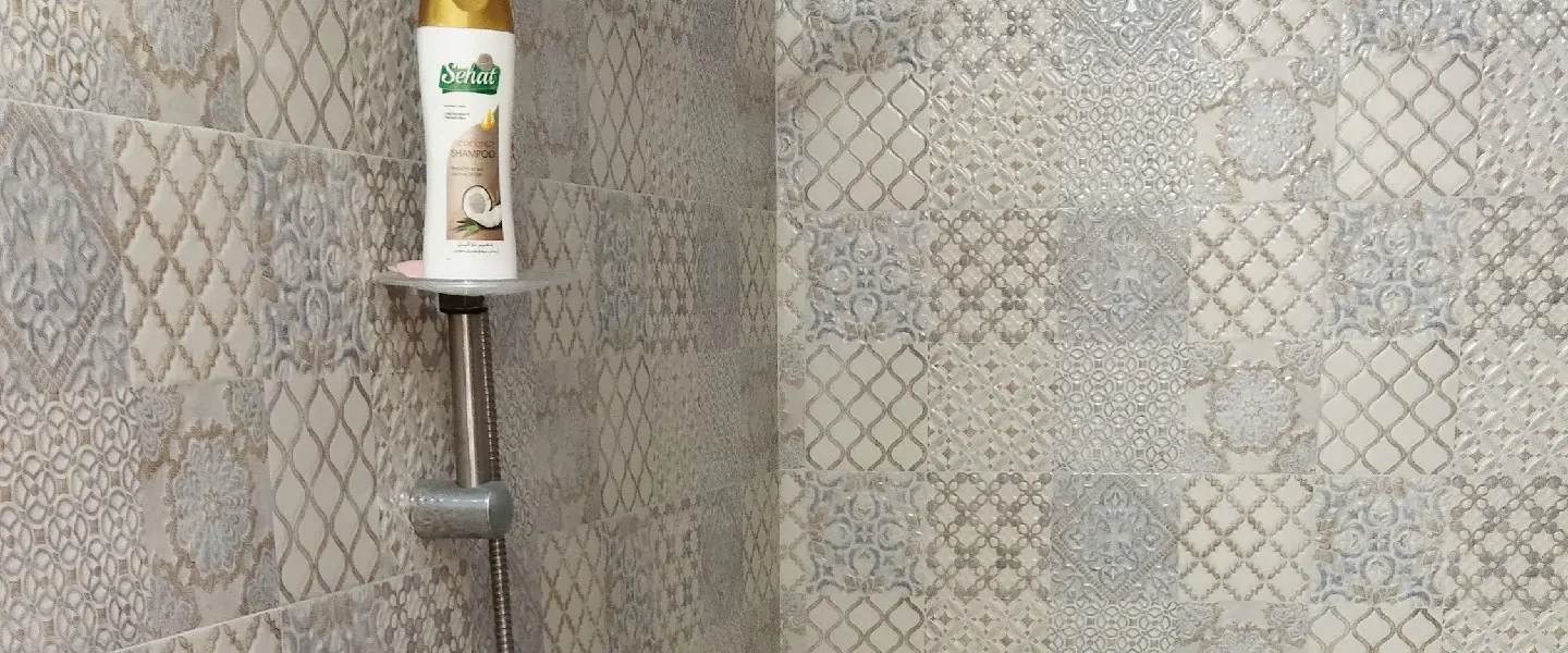 حمام با دوش فلزی خانه ویلایی در بابل 41586