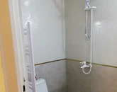 سرویس بهداشتی ایرانی به همراه دوش حمام و پکیج آپارتمان در بابلسر 41644658