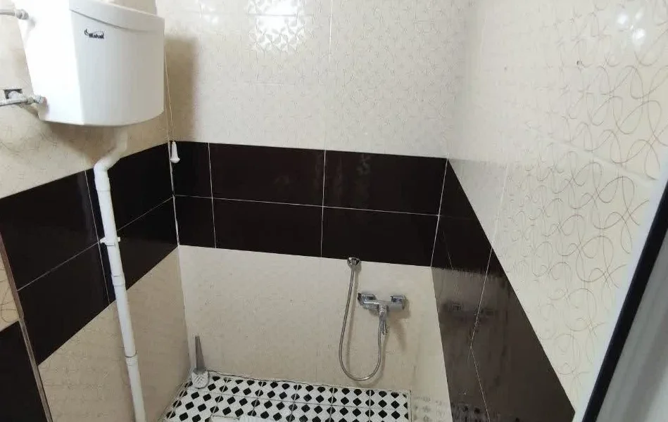 سرویس بهداشتی ایرانی کاشی کاری شده ویلا در بابلسر 4156846