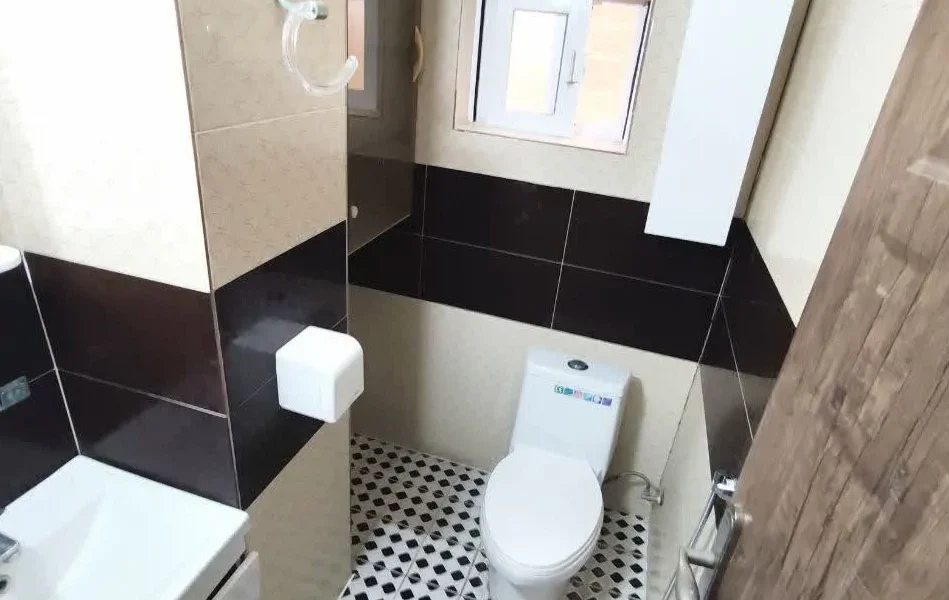 سرویس بهداشتی فرنگی به همراه روشو سنگی ویلا در بابلسر 52869