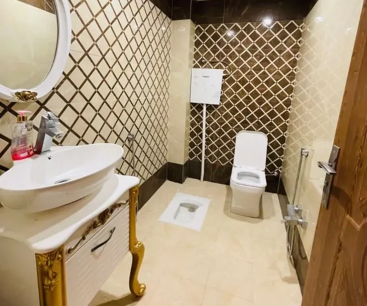 سرویس بهداشتی فرنگی و ایرانی به همراه روشو سنگی ویلا در بابل 41614365