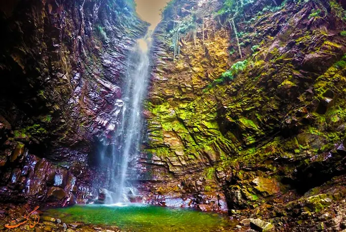 آبشار گزو در استان مازندران از جاذبه های پل سفید 38748674864