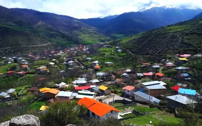 نمایی دل انگیز از روستای برنت در سوادکوه 413784873