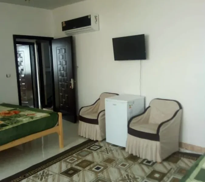 اتاق خواب با تلوزیون واحد آپارتمان در بابلسر 54573466