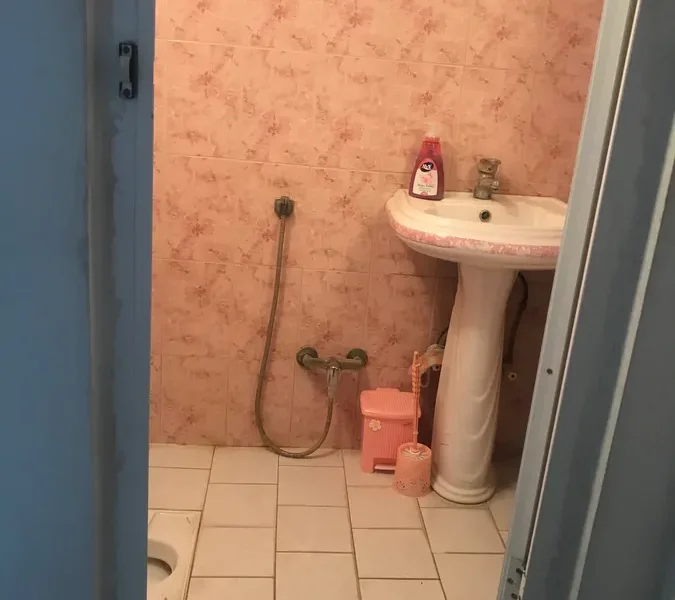 سریس بهداشتی ایرانی به همراه سنگ روشویی واحد آپارتمان در بابلسر 4874760437