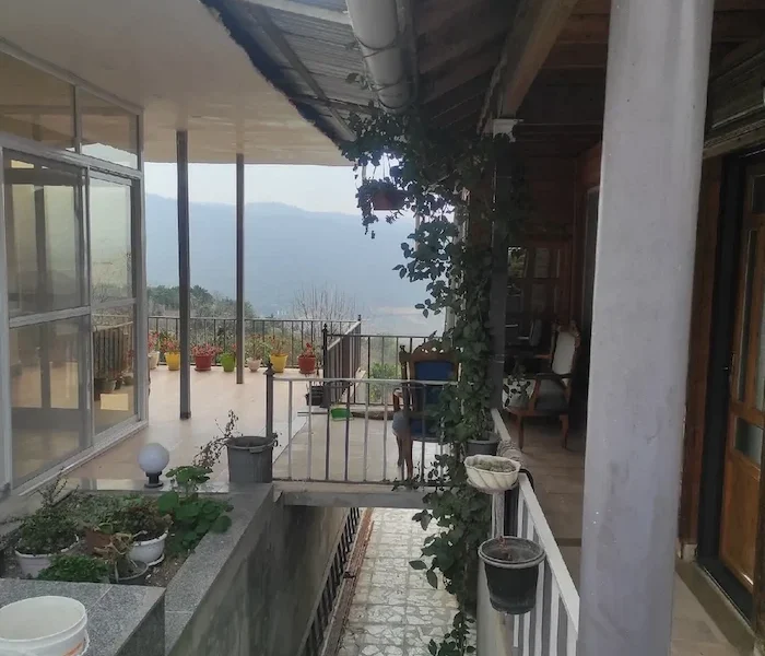 راه پله و تراس بالای ویلای 100 متری در بابل 156468