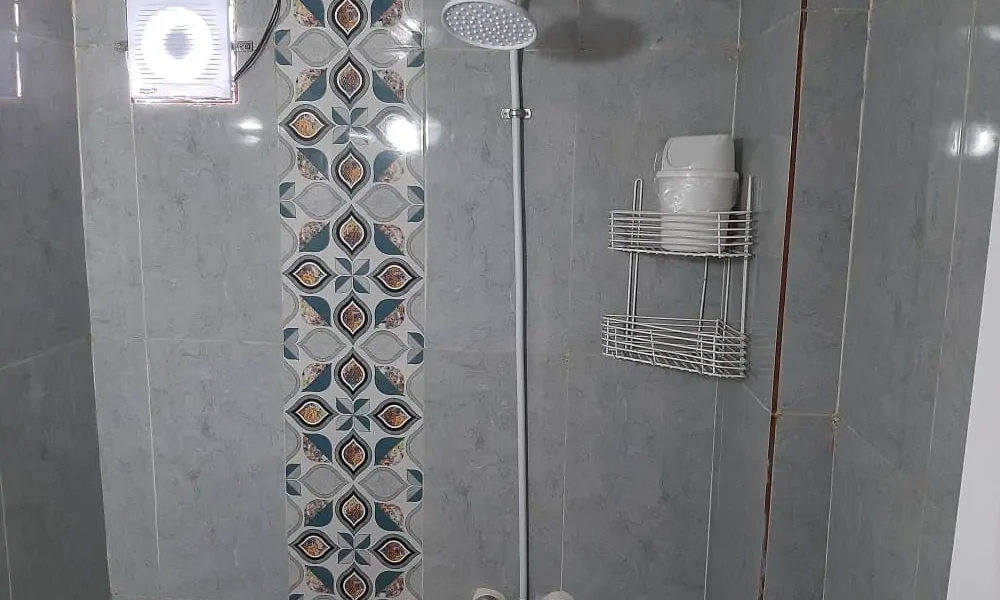 دوش حمام خانه ویلایی در قائمشهر 9454577686